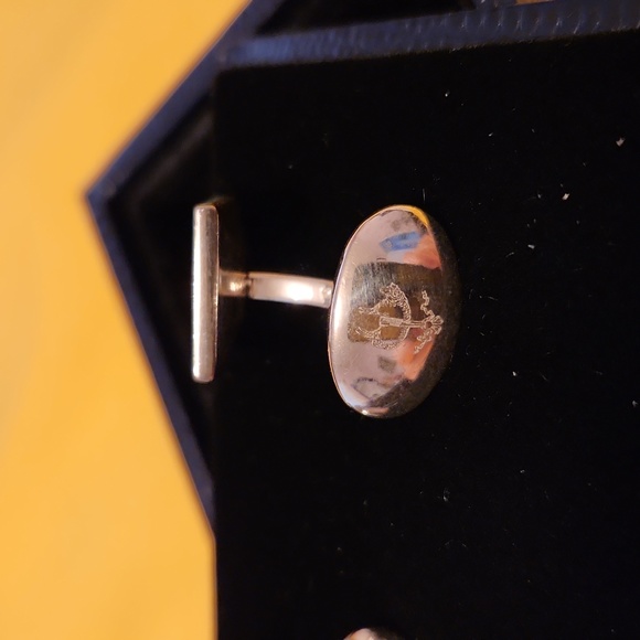 Brooks Brothers square cufflinks - Picture 3 of 5